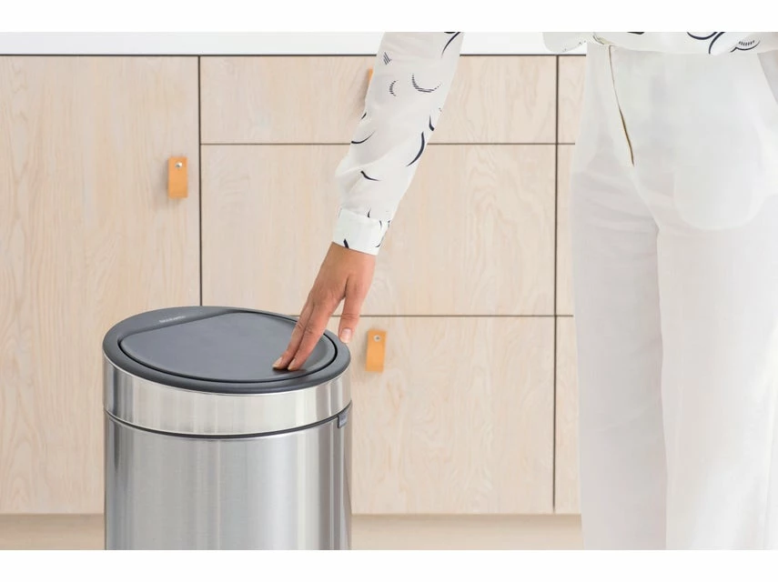 Billig 🔔 Brabantia Mülleimer Touch Bin New 30 Liter in silberfarben 👍 4 Billig 🔔 Brabantia Mülleimer Touch Bin New 30 Liter in silberfarben 👍 – Bild 2