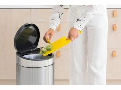 Billig 🔔 Brabantia Mülleimer Touch Bin New 30 Liter in silberfarben 👍 12 Billig 🔔 Brabantia Mülleimer Touch Bin New 30 Liter in silberfarben 👍 -Wäsche & Pflege Verkäufe 6624459 0582640 12 22709739