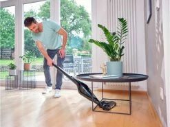 Brandneu 🥰 Leifheit Akku-Staubsauger RotaroPowerVac 2in1 20V in schwarz 😉 -Wäsche & Pflege Verkäufe online 23955175 11928 akku staubsauger rotaro powervac anwendung 05 milieu